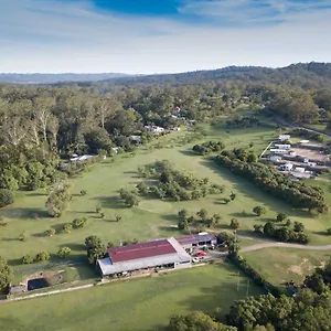 Apartment Sunshine Coast Retreat Your Own Private Golf Course, Diddillibah